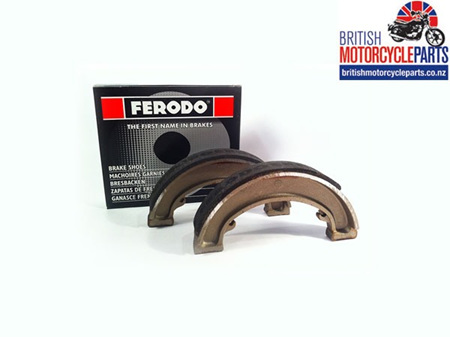 06-0006 Commando Front Brake Shoes - Ferodo