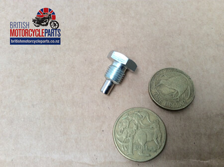 06-0668 OIL TANK DRAIN PLUG - WITH MAGNET