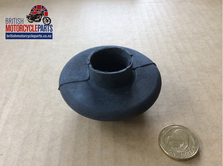 06-3719 REAR ISOLASTIC MOUNTING GAITER - COMMANDO - British Motorcycle Parts NZ