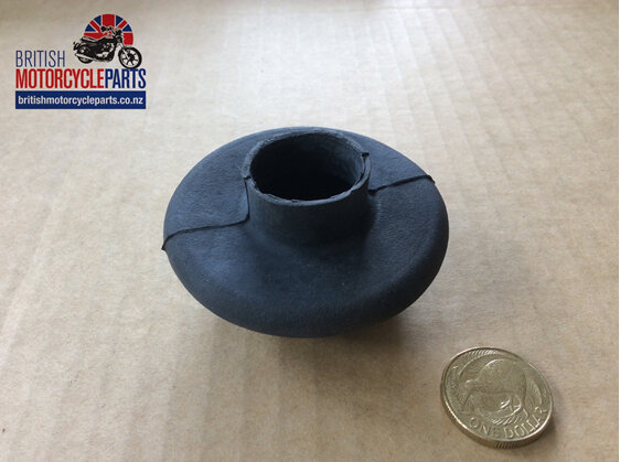 06-3719 REAR ISOLASTIC MOUNTING GAITER - COMMANDO - British Motorcycle Parts NZ