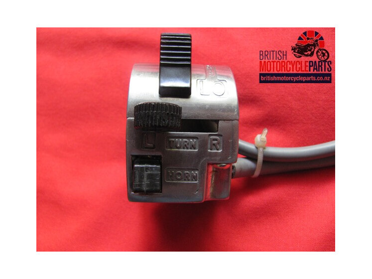 19-1965 30447 60-4586 30707 Triumph T140 T160 LH Switch Gear 1975-78 Brit Parts