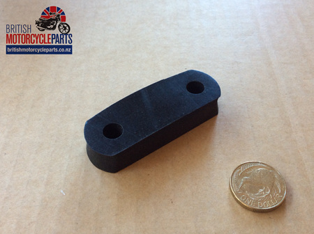 42-6853 Rear Guard Distance Piece Rubber - Thick