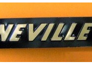 60-4385 Bonneville 750 Side Cover Badge Gold/Black