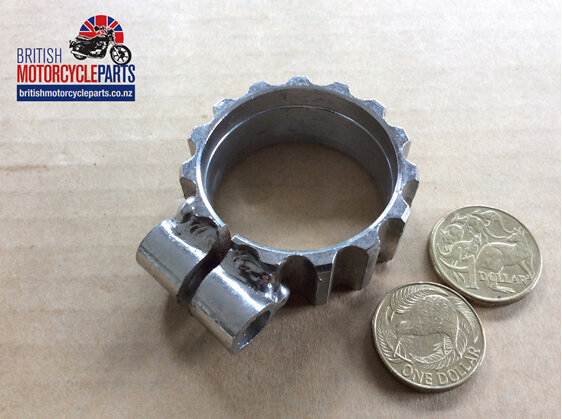 71-4459 Exhaust Clamps - Triumph T160 Trident - British Motorcycle Parts NZ