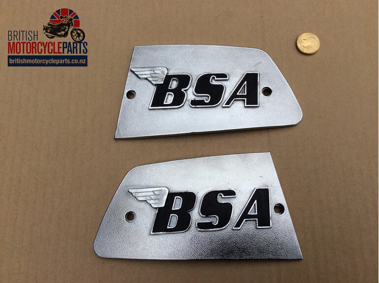 82-8610 82-8611 Petrol Tank Badges - BSA A75 - British Motorcycle Parts Ltd - NZ