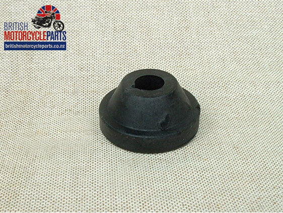 83-4934 Fuel Tank Centre Mounting Rubber Triumph 750 British Motorcycle Parts NZ