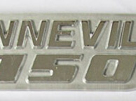 83-7252 Bonneville 750 Badge 79on Silver/Grey EACH