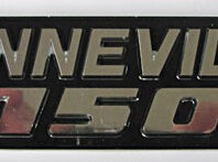 83-7316 Bonneville 750 Badge 1979 on Chrome Black EACH