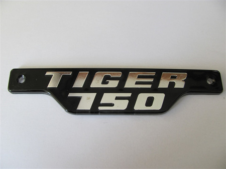 83-7334 Tiger 750 Badge 79on Chrome/Black