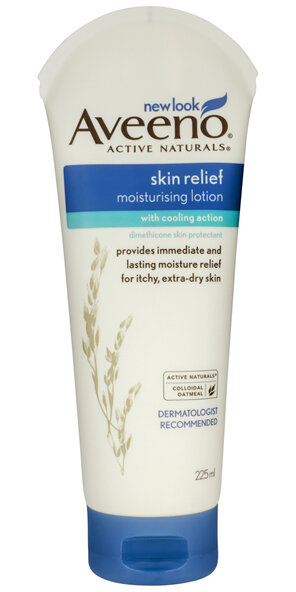 Aveeno Skin Relief Moisturising Non-Greasy Body Lotion 24-Hour Cool & Soothe Extra Dry Itchy