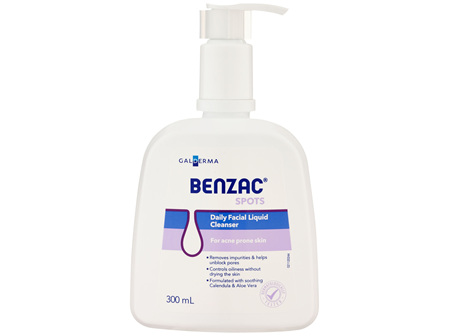 Benzac Daily Facial Liquid Cleanser 300mL