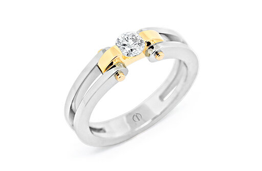 Circlipd Brilliant Delicate Diamond Ring