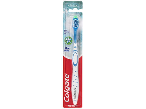 Colgate Max White Manual Toothbrush, 1 Pack, Medium Bristles with Polishing Star