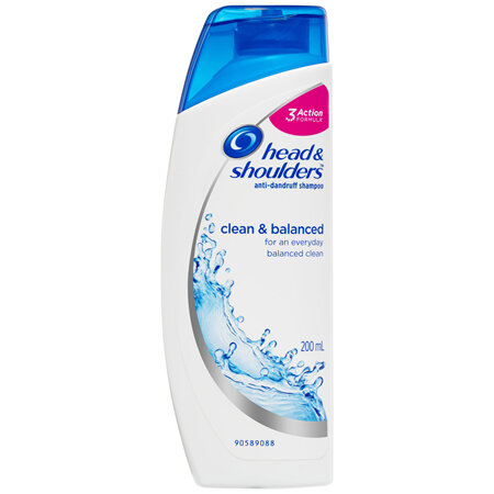 Head & Shoulders Clean & Balanced Anti-Dandruff Shampoo 200mL