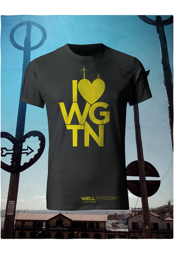 I love Wellington, yellow on black T-Shirt