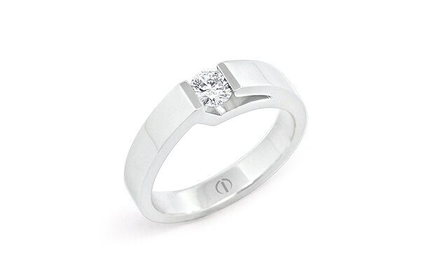 Inspired Lidz Delicate Diamond Ring