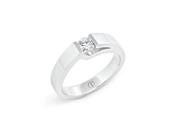 Inspired Lidz Delicate Diamond Ring
