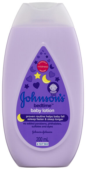 Johnson's Bedtime Gentle Calming Jasmine & Lily Scented Moisturising Baby Lotion 200mL