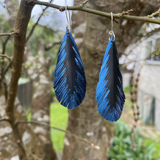 Mini airlock earrings with hi-lite blue