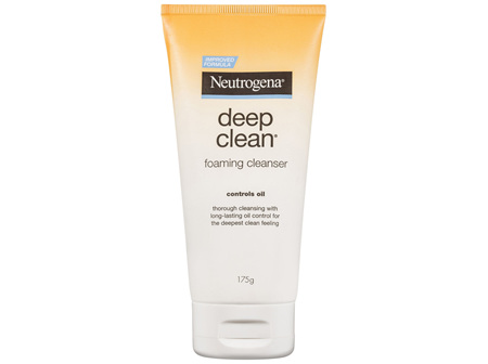 Neutrogena® deep clean foaming cleanser