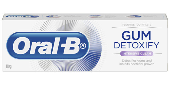 Oral-B Gum Detoxify Intensive Clean Toothpaste 110g