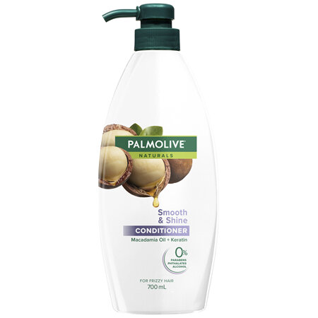 Palmolive Naturals Hair Conditioner, 700mL, Smooth & Shine with Macadamia Oil & Keratin, For Frizzy
