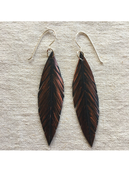 Pique earrings with copper