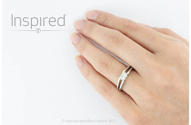 Swete 18kt white gold princess cut diamond modern diamond ring