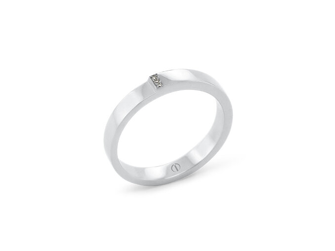 The Delicate Collection Lidz Delicate Ladies Wedding Ring