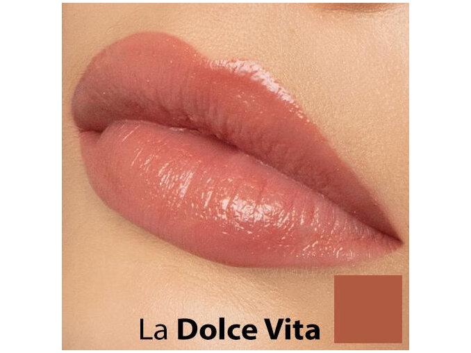 The Ultimate Pout Volumising Lip Kit - La Dolce Vita