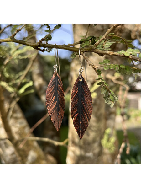 Tomtit earrings with copper