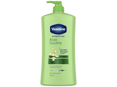 Vaseline Intensive Care Aloe Soothe Body Lotion to refresh dehydrated skin  750mL