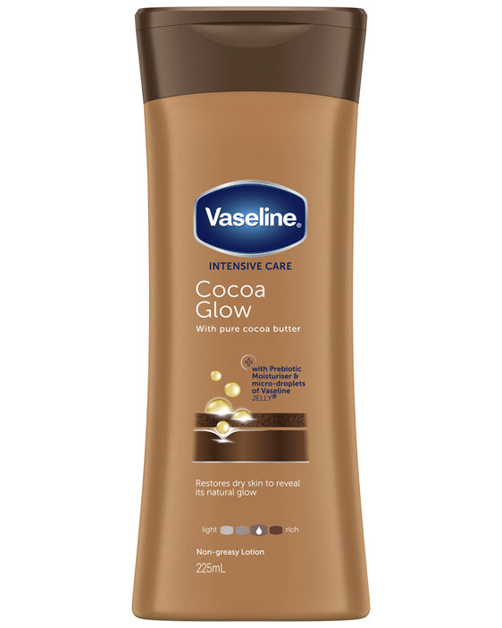 Vaseline Intensive Care Cocoa Glow Body Lotion for a beautiful, radiant glow 225mL