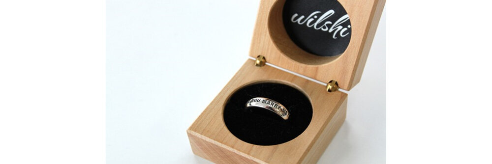 Wilshi Classic Proposal Ring in Wilshi Wooden Box