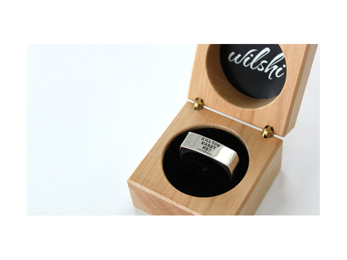 Wilshi metro proposal ring in handmade wooden box