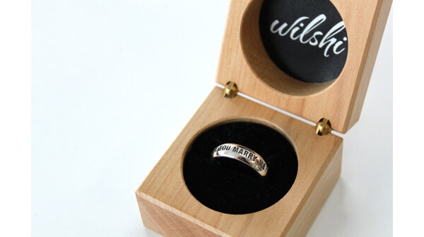 Wilshi Proposal Ring in wooden box